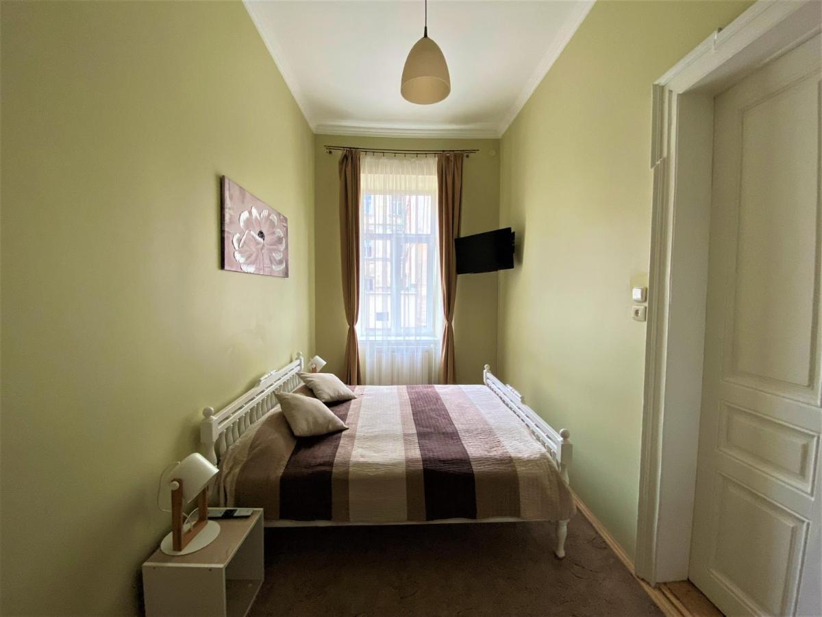 Glorious Apartment Near The Old City Λβιβ Εξωτερικό φωτογραφία