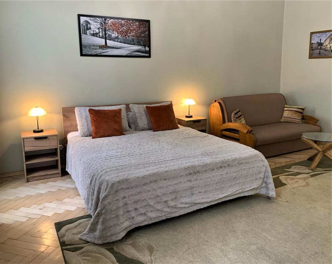 Glorious Apartment Near The Old City Λβιβ Εξωτερικό φωτογραφία